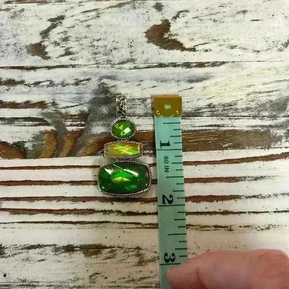 RMN signed Green rhinestone silver-tone Pendant - Picture 4 of 4